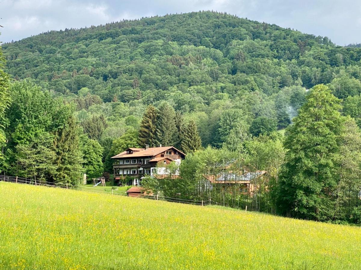 Gartenwohnung Im Gut Sonnenwald Schöllnach Exterior foto